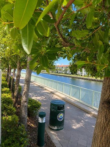 3000 NE 188th St 604, Aventura, FL 33180