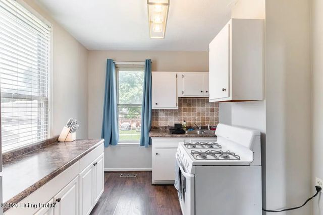 1046 Charles St, Louisville, KY 40204