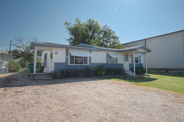 14 W Post Oak Ave, Rogers, TX 76569