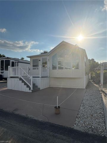 17010 Puppy Dog DR, Fort Myers, FL 33908