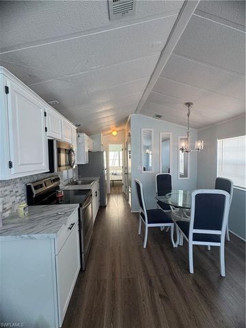 17010 Puppy Dog DR, Fort Myers, FL 33908