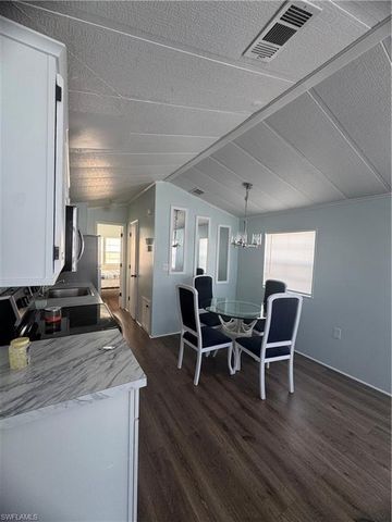 17010 Puppy Dog DR, Fort Myers, FL 33908