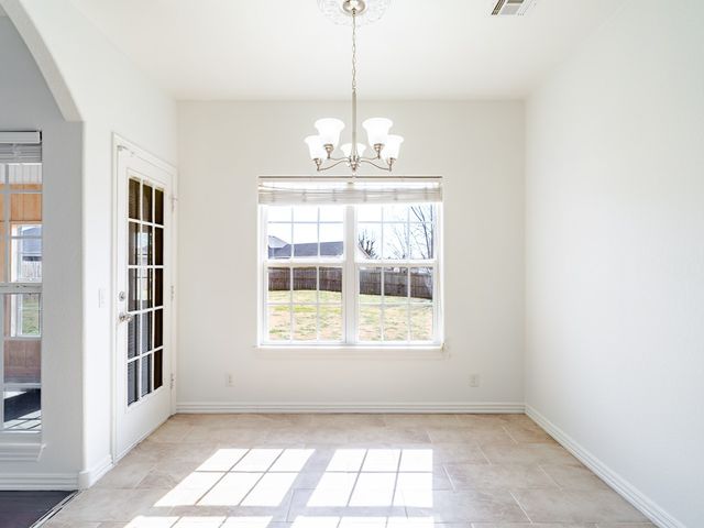 2806 SE 3rd Street, Bentonville, AR 72712