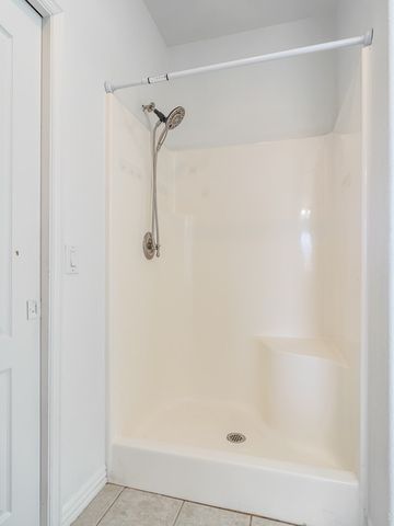 2806 SE 3rd Street, Bentonville, AR 72712