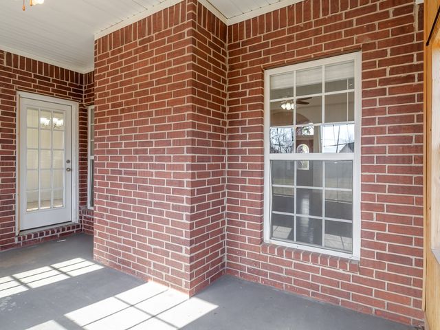 2806 SE 3rd Street, Bentonville, AR 72712