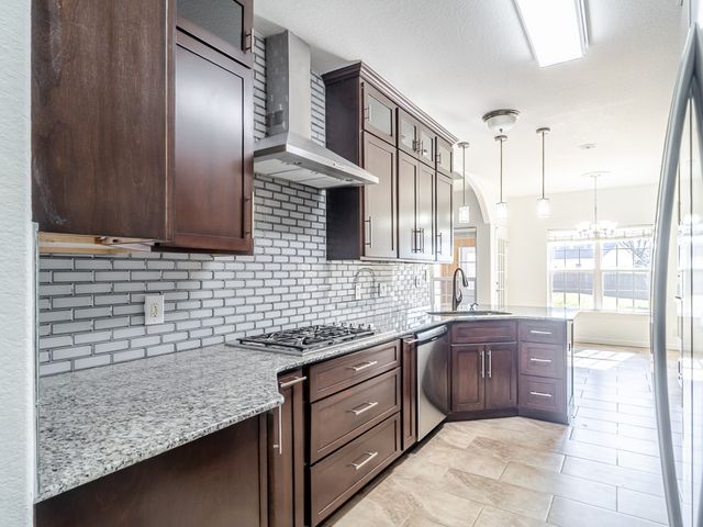 2806 SE 3rd Street, Bentonville, AR 72712