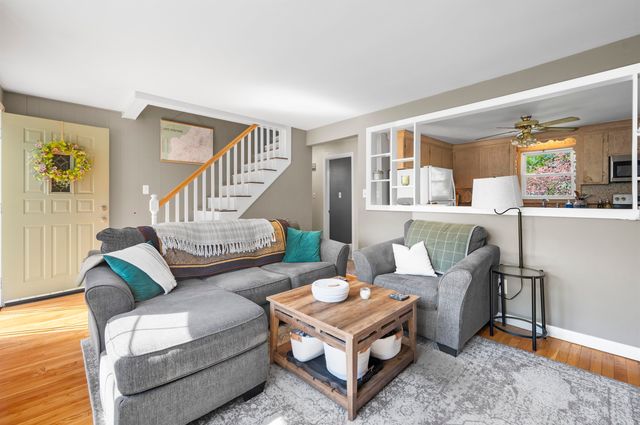 154 Woodbine Avenue, Manchester, NH 03109