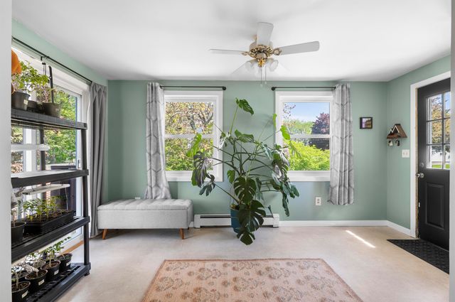 154 Woodbine Avenue, Manchester, NH 03109