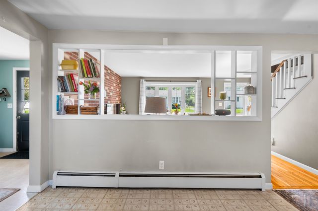 154 Woodbine Avenue, Manchester, NH 03109