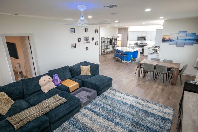 2424 Tucker LN, Austin, TX 78754