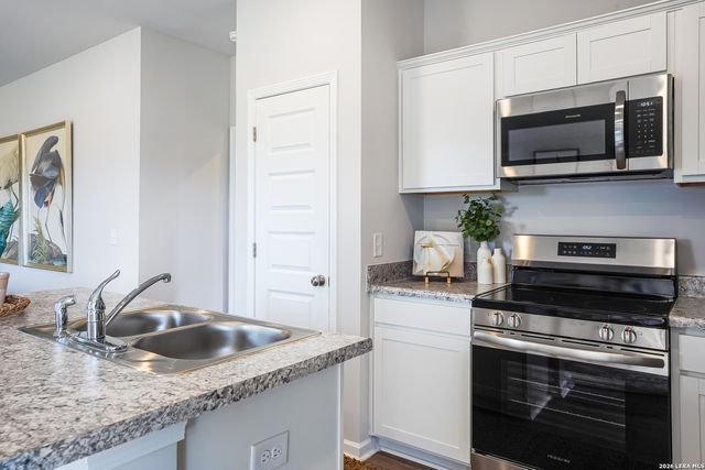 5706 Falcon Point, San Antonio, TX 78222