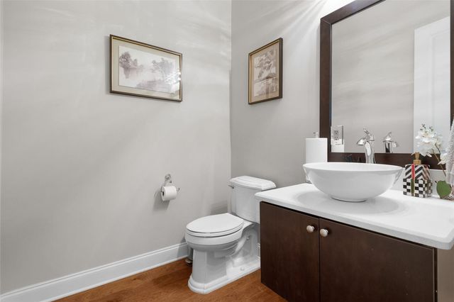 4905 W SPRING LAKE DRIVE, Tampa, FL 33629