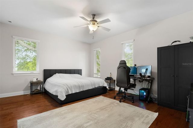 4905 W SPRING LAKE DRIVE, Tampa, FL 33629