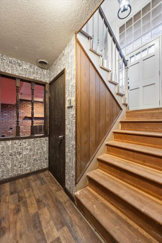 8842 Lake Crest Circle, Chattanooga, TN 37416