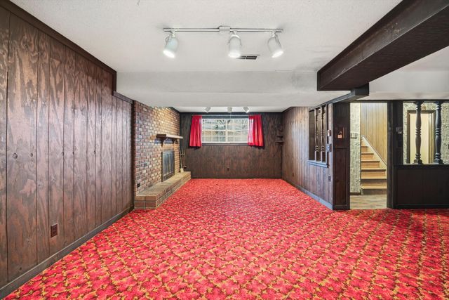 8842 Lake Crest Circle, Chattanooga, TN 37416