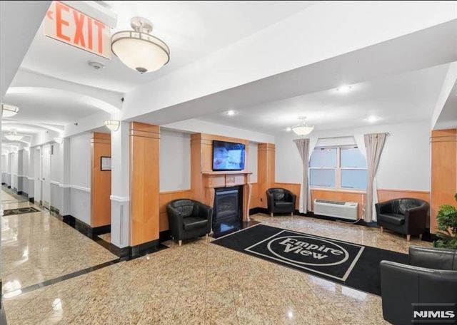 70 Munn Avenue 413, East Orange, NJ 07018