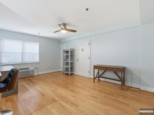 70 Munn Avenue 413, East Orange, NJ 07018