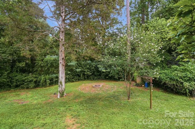 5108 White Oak Road, Charlotte, NC 28210