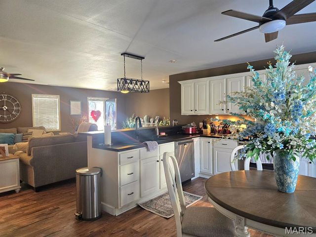 1306 Susan Street, Dexter, MO 63841