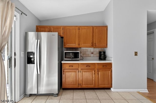 68 Westchester Ter, Clinton Twp., NJ 08801