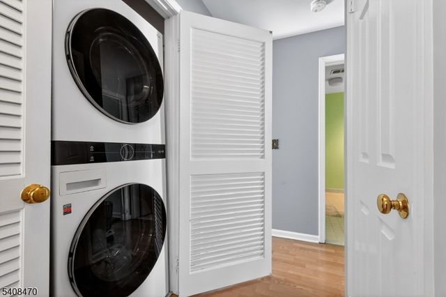 68 Westchester Ter, Clinton Twp., NJ 08801