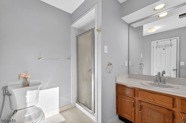 68 Westchester Ter, Clinton Twp., NJ 08801