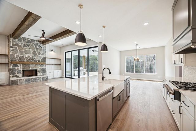 9516 Cedar Bend, Plantersville, TX 77363