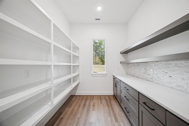 9516 Cedar Bend, Plantersville, TX 77363