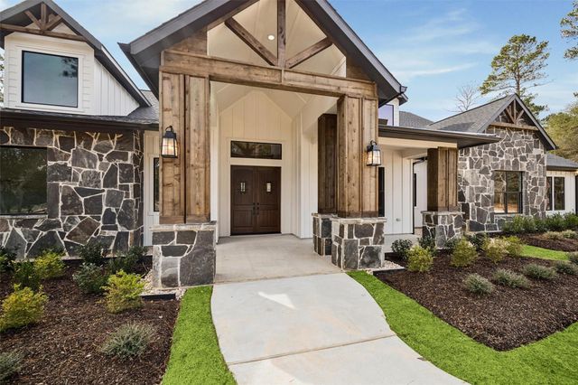 9516 Cedar Bend, Plantersville, TX 77363