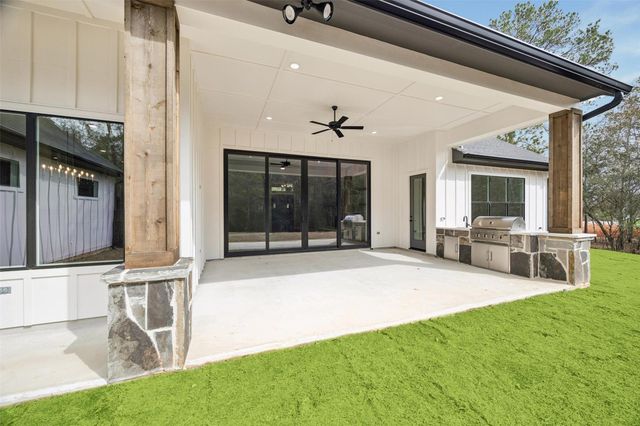 9516 Cedar Bend, Plantersville, TX 77363