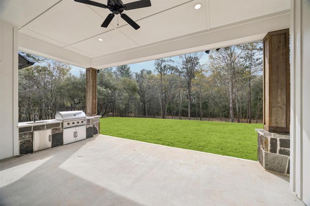 9516 Cedar Bend, Plantersville, TX 77363