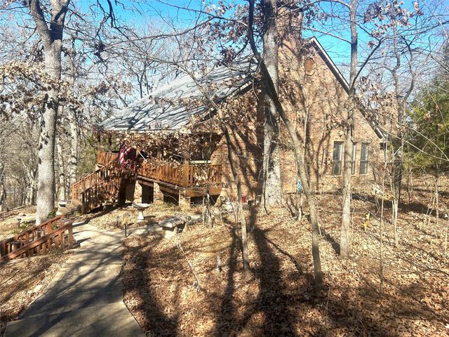 72 Raintree Road, Bells, TX 75414