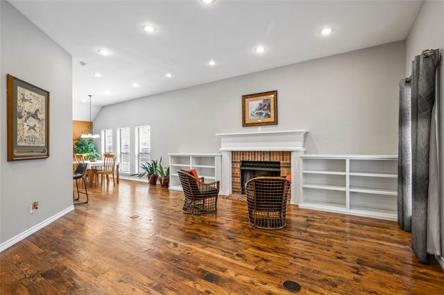 72 Raintree Road, Bells, TX 75414