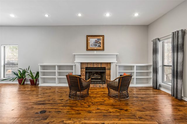 72 Raintree Road, Bells, TX 75414