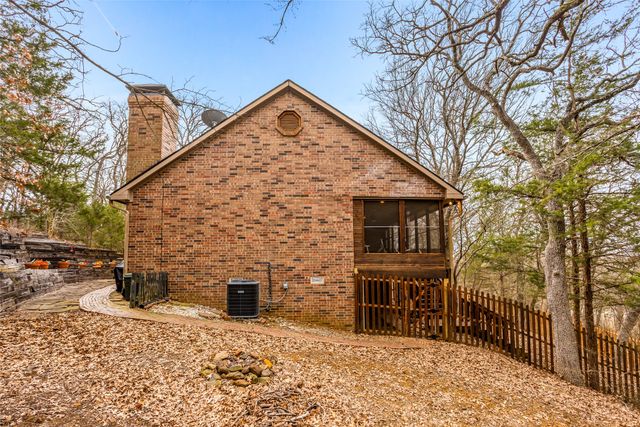 72 Raintree Road, Bells, TX 75414