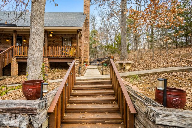 72 Raintree Road, Bells, TX 75414