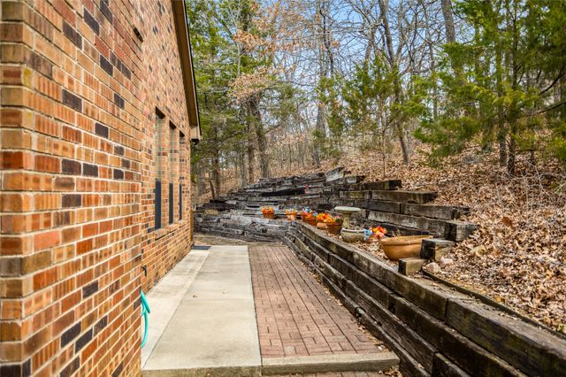 72 Raintree Road, Bells, TX 75414