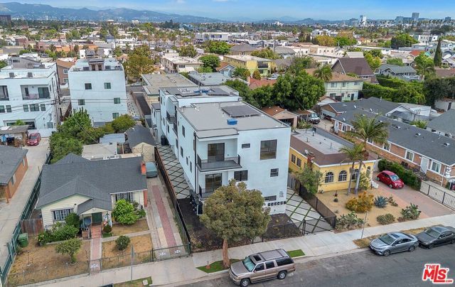 4703 Saturn Street, Los Angeles, CA 90019