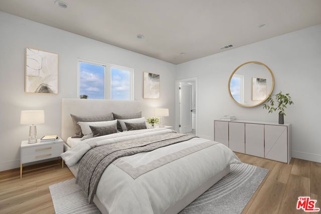 4703 Saturn Street, Los Angeles, CA 90019