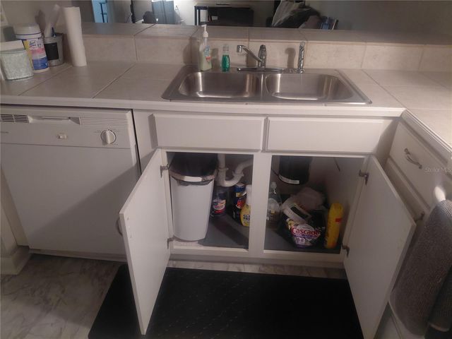 85 SE 16TH AVENUE F302, Gainesville, FL 32601