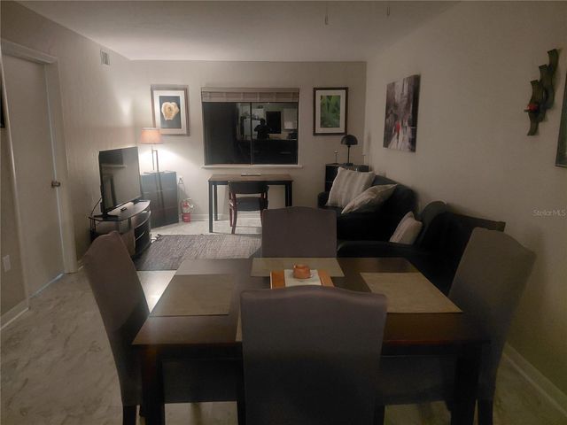 85 SE 16TH AVENUE F302, Gainesville, FL 32601