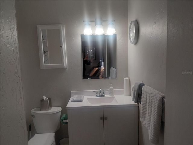 85 SE 16TH AVENUE F302, Gainesville, FL 32601