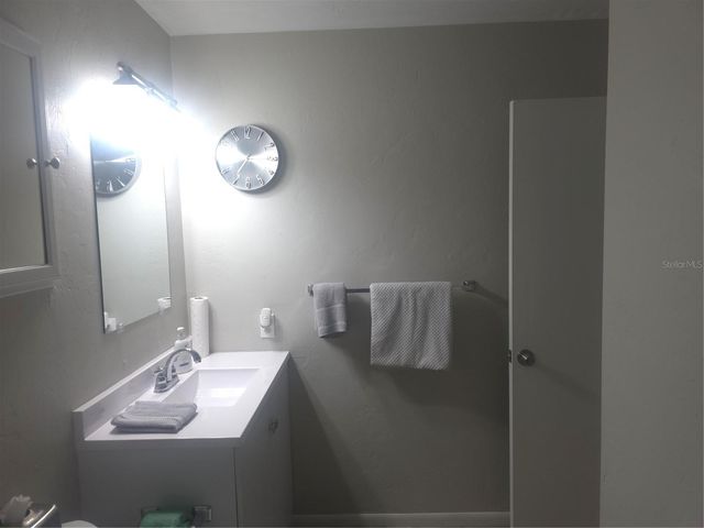 85 SE 16TH AVENUE F302, Gainesville, FL 32601