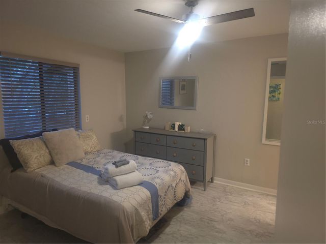 85 SE 16TH AVENUE F302, Gainesville, FL 32601