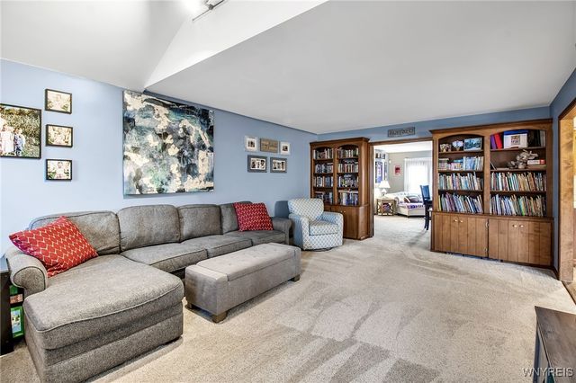 4675 Oakwood Lane, Clarence, NY 14031