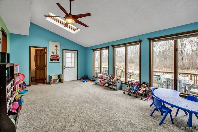 4675 Oakwood Lane, Clarence, NY 14031