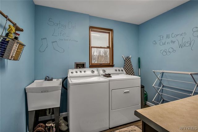 4675 Oakwood Lane, Clarence, NY 14031