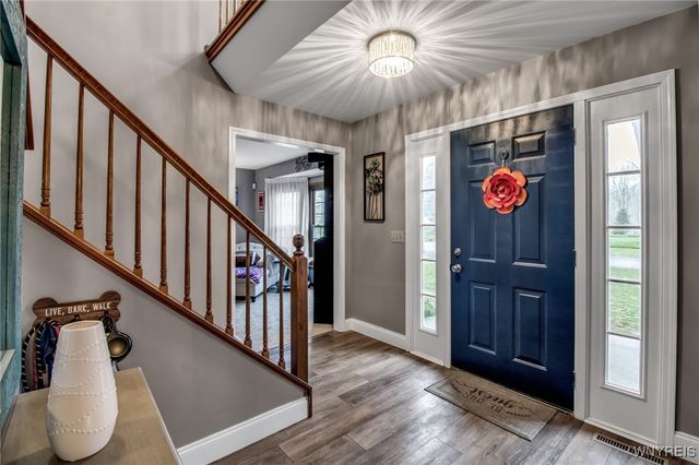 4675 Oakwood Lane, Clarence, NY 14031