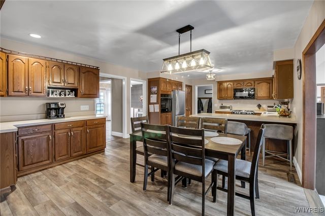 4675 Oakwood Lane, Clarence, NY 14031