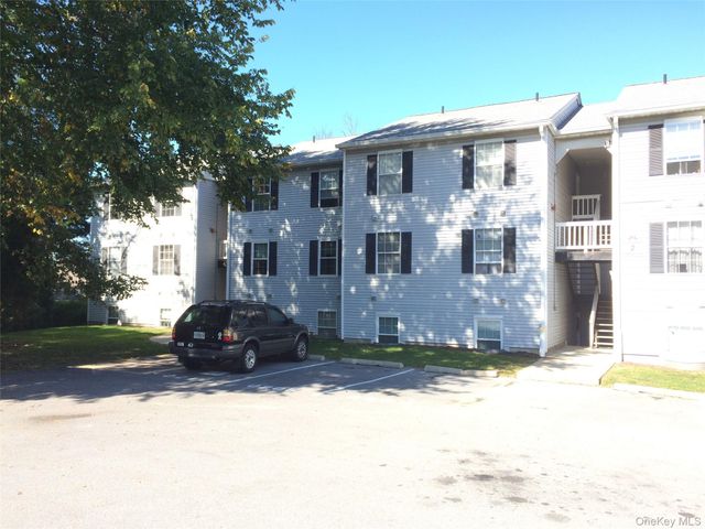 2 Lexington Hill 12, Harriman, NY 10926